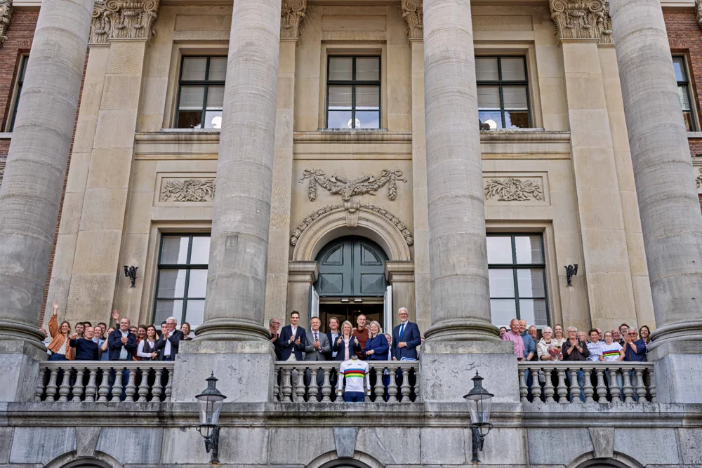 Persbijeenkomst bij het Stadhuis Groningen